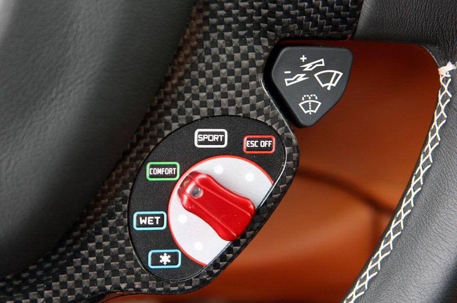  Ferrari FF 2011 года  (фото 136 из 195)